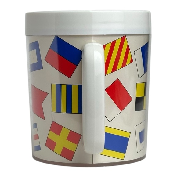 Vintage Royal Crest World Flags Plastic Mug 90s Political Flags Coffee Tea Cup - Picture 4 of 7